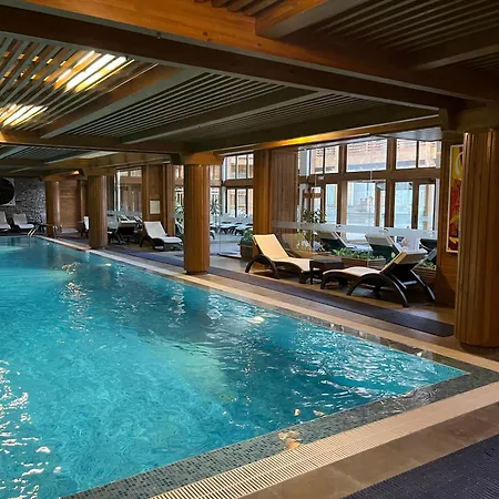 Pirin Golf Deluxe Private Gabby Ground Floor Appartement *