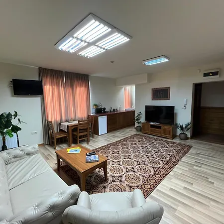 Pirin Golf Deluxe Private Gabby Ground Floor *